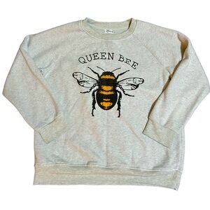 Queen Bee Sweatshirt size XL